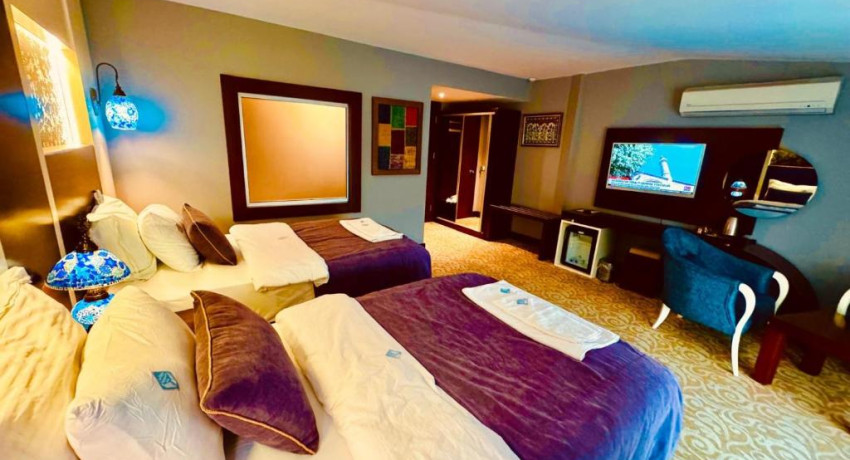 Twin Room with Balcony